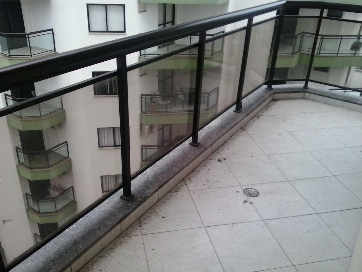 Apartamento Enseada, Guaruja, 3 Dorms, 3 Banhs, 8 Pessoas, 02 Quadras Da Praia, 2 Sacadas, 2 Vagas De Garagem Exterior photo